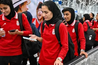 لماذا نقلت أستراليا لاعبات إيران إلى «موقع سري»؟