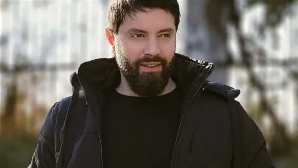 الموت يفجع الفنان السوري فهد القصير في والدته