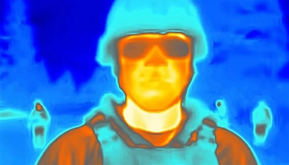 هل انتهى عصر كشف الجنود؟ عباءة عسكرية أمريكية تخدع الطائرات المسيرة