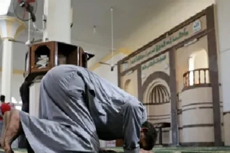 أنهى «التهجد» إماماً للمصلين.. مصرع طالب بعد خروجه من المسجد