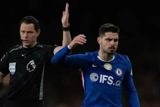 إيقاف نجم تشيلسي بيدرو نيتو وتغريمه 70 ألف جنيه إسترليني