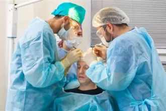 الصين تتصدر سباق «شرائح الدماغ».. أول زرعة تجارية لعلاج الشلل