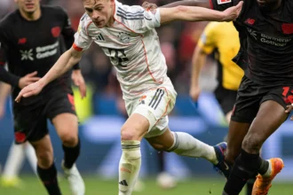 بـ9 لاعبين.. بايرن ميونيخ يفلت من ليفركوزن