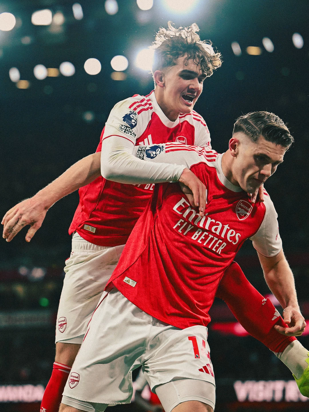 الدوري الإنجليزي الممتاز.. آرسنال يهزم إيفرتون ويقترب من اللقب الدوري الإنجليزي الممتاز.. آرسنال يهزم إيفرتون ويقترب من اللقب