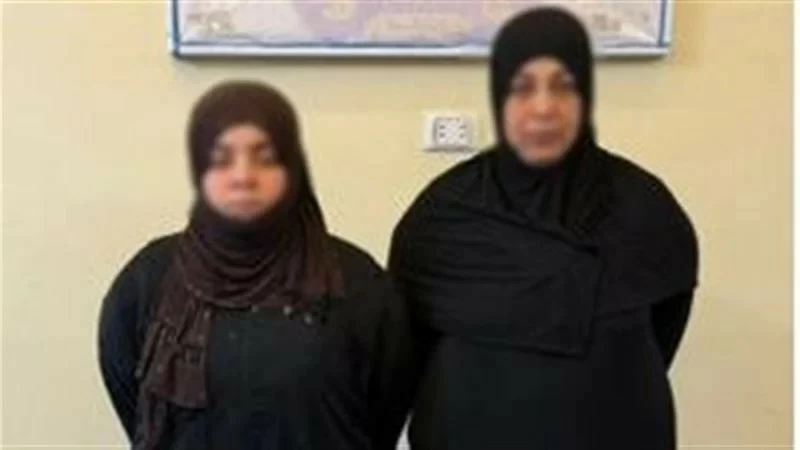 سرقة أمام كاميرات البنك.. سقوط سيدتين بعد مغافلة مسن واستبدال بطاقته البنكية