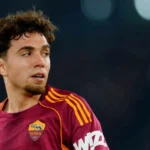 عصابة مسلحة تقتحم منزل لاعب روما نائل العيناوي