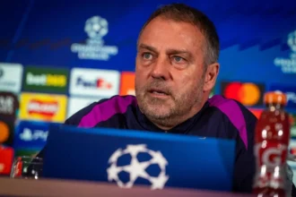 «فليك» يفاجئ الجميع: لن أدرب أي نادٍ بعد برشلونة