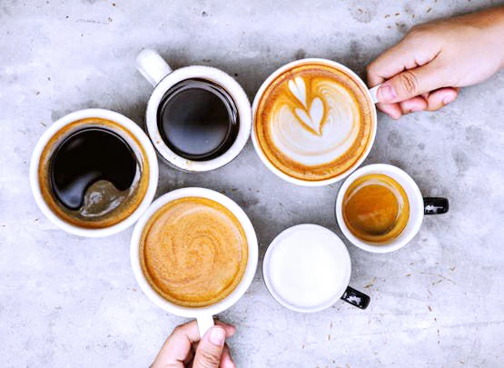 القهوة ومشروبات الطاقة.. الكافيين نفسه لكن التأثير مختلف