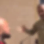 فيديو رشوة يشعل الجدل في مصر.. وقرار بفصل شرطي