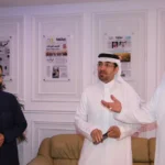 بحضور المدير العام ونائب رئيس التحرير.. «عكاظ» تعايد منسوبيها بالورود