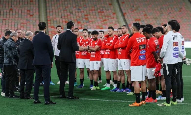 قبل لقاء الأخضر.. ماذا قال وزير الرياضة المصري للاعبي الفراعنة؟