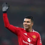 كاسيميرو يرفض طلب جماهير اليونايتد.. هل ينتقل إلى الاتحاد؟