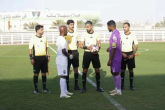 تأخر الإسعاف ..فقرر الحكم إلغاء مواجهة الكوكب والصقر