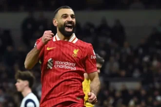 محمد صلاح.. هل يختار الدوري السعودي أم نادياً غربياً؟