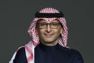 «انخلق لـقلبي قـلب».. عبدالمجيد عبدالله يحتفي بولادة حفيده الأول