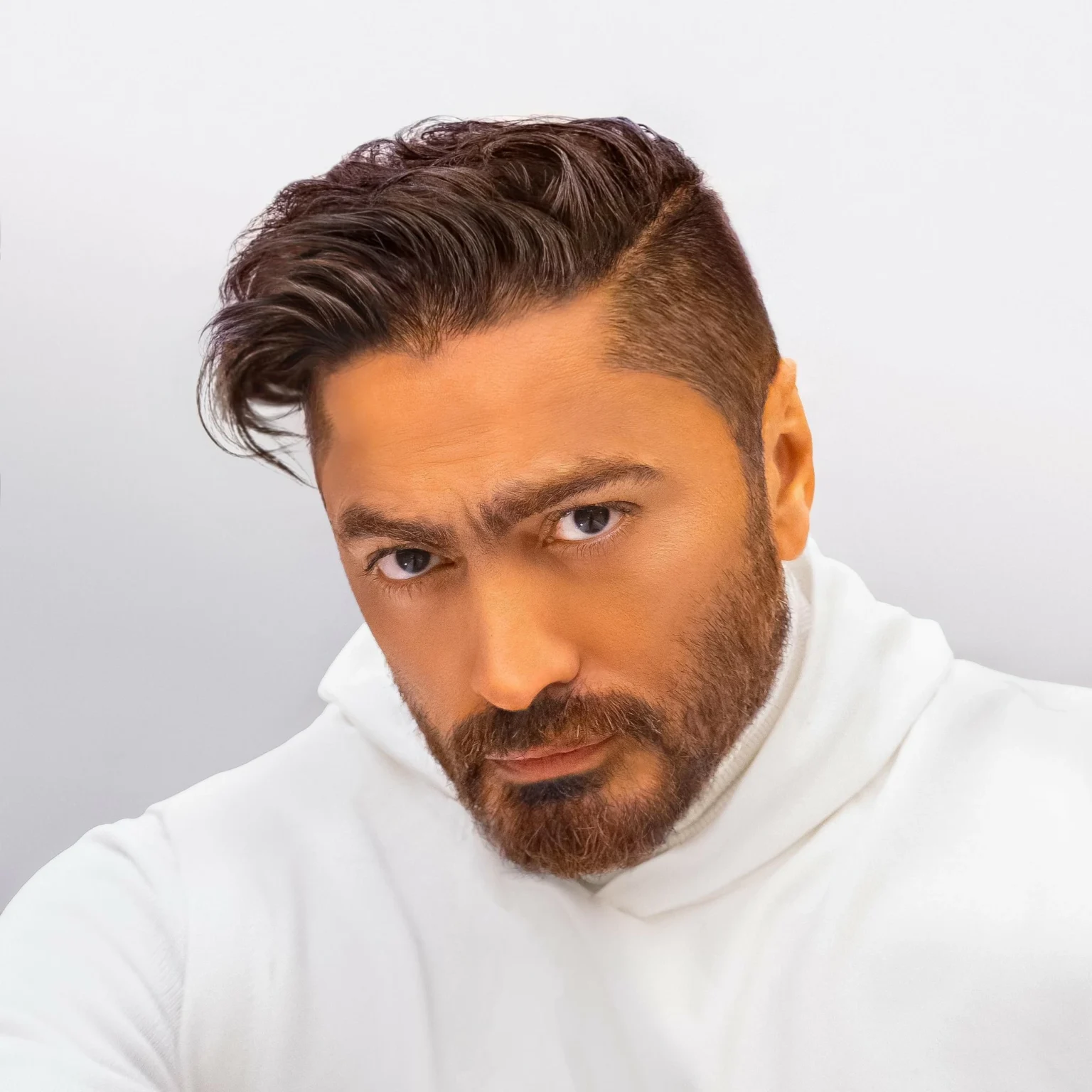 بعد غياب 12 عاماً.. تامر حسني يعود للدراما التلفزيونية