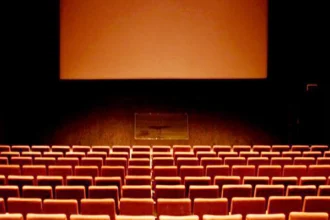 إلغاء عروض النهار يربك السينما المصرية