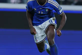 الصافرة الفرنسية «كابوس» يهدد الطليان.. هل تتكرر«كارثة باليرمو»؟