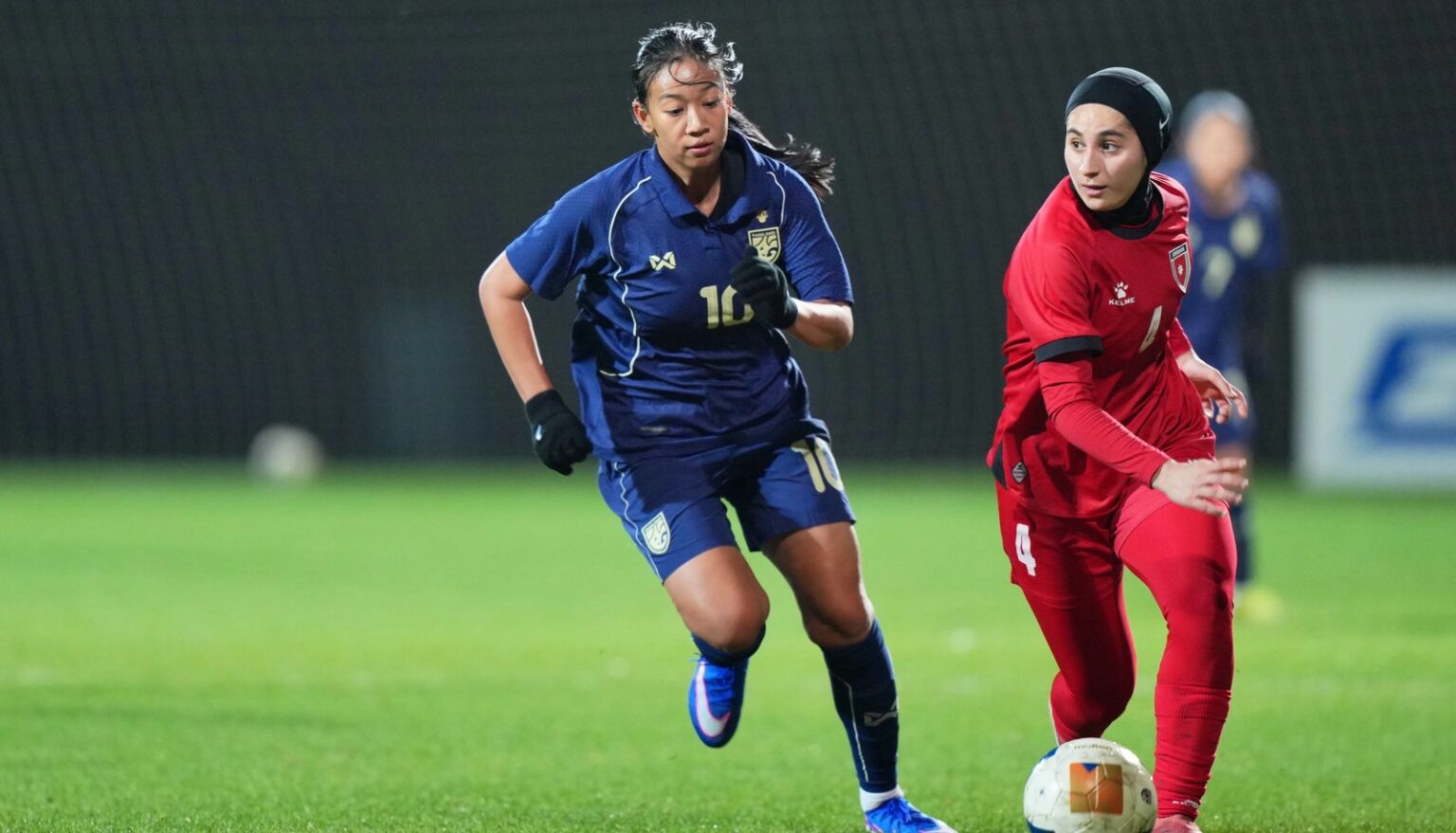 منتخب الشابات يخسر أمام تايلند ويلتقي روسيا وديا منتخب الشابات يخسر أمام تايلند ويلتقي روسيا وديا