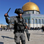 الاحتلال يمنع إقامة صلاة الجمعة الثالثة من رمضان في “الأقصى”​ 