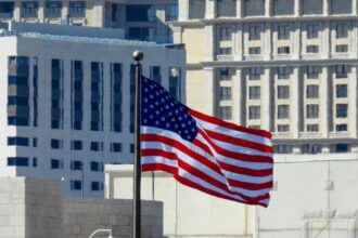 السفارة الأميركية تعلن إلغاء جميع مواعيد التأشيرات