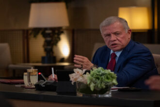 الملك ينبه إلى ضرورة ألا تشكل التطورات الحالية ذريعة لفرض واقع فلسطيني جديد