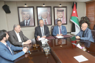 “المياه” و”البوتاس” توقعان اتفاقية لتعزيز الاستثمارات