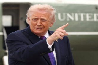 ترامب متحدثا عن إيران: لن نغادر حتى يتم إنجاز المهمة