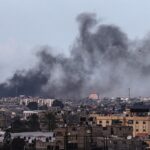 3 شهداء جراء استهداف طائرات الاحتلال غرب النصيرات وسط غزة​ 