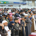 الأردنيون يؤدون صلاة عيد الفطر في جميع المحافظات