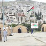 طواقم المستشفى الميداني الأردني نابلس/10 تباشر أعمالها