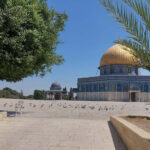 الاحتلال يواصل إغلاق “الأقصى” ويمنع الكاردينال بيتسابالا من دخول كنيسة القيامة​ 