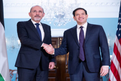 الصفدي وروبيو يبحثان التصعيد الإقليمي ويؤكدان متانة العلاقات الأردنية الأميركية