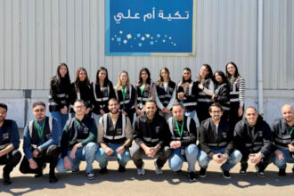 موظفو بنك القاهرة عمّان يشاركون في فعالية تعبئة طرود الخير مع تكية أم علي