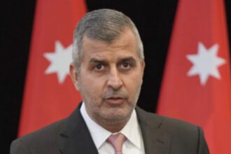 الخرابشة: خيار الفصل المبرمج للكهرباء غير مطروح حاليا