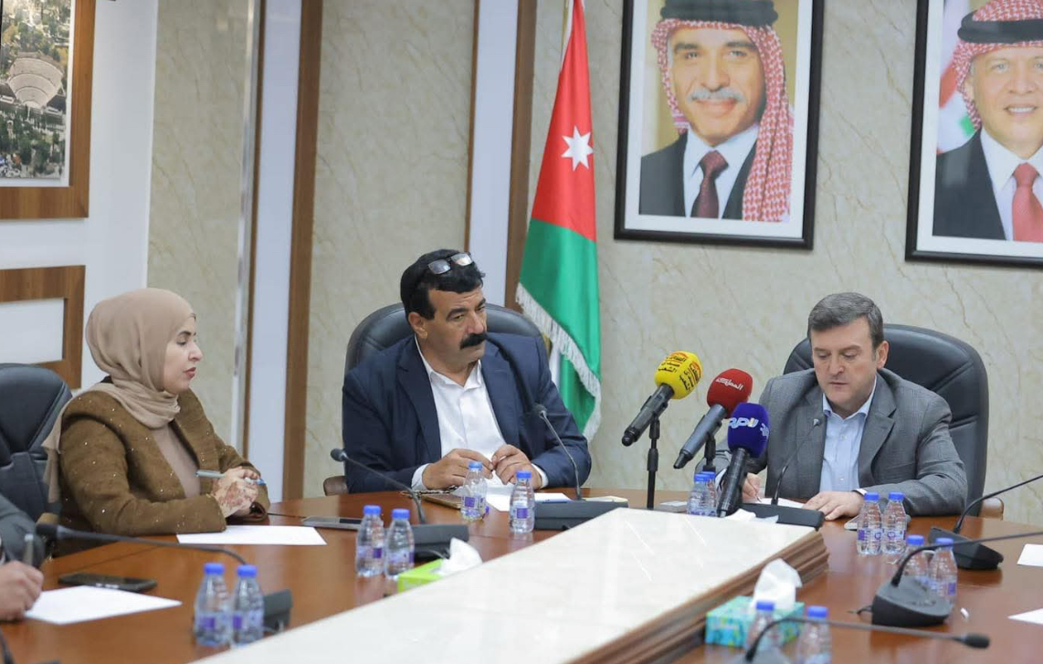 “السياحة النيابية” تبحث تحديات القطاع في المملكة “السياحة النيابية” تبحث تحديات القطاع في المملكة