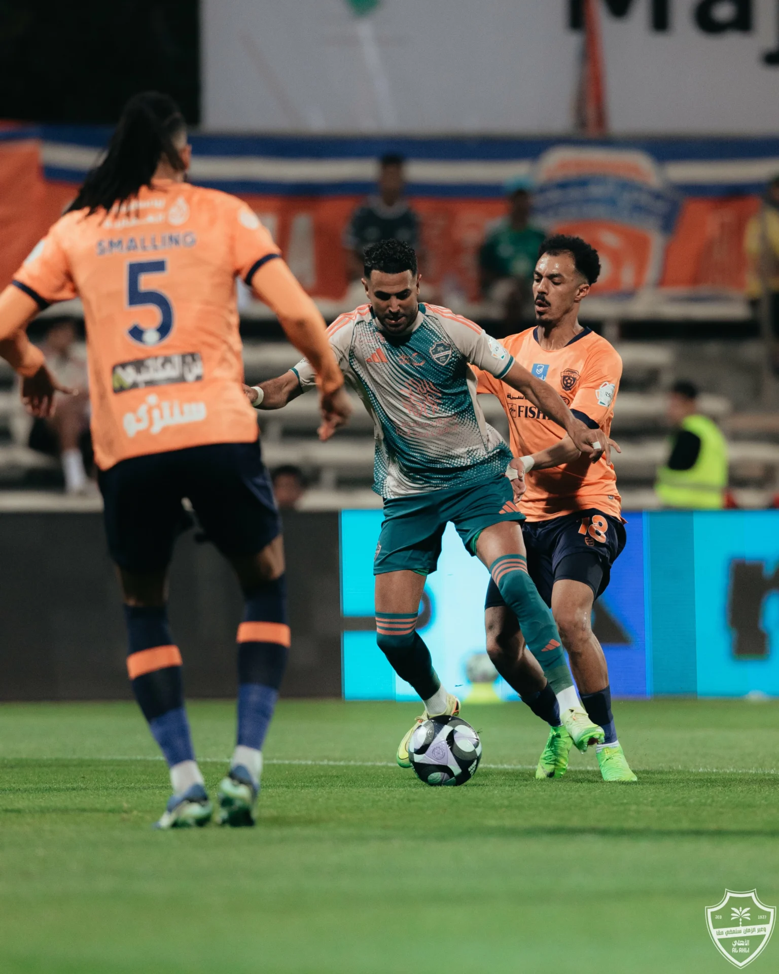 ما كان يخشاه الأهلي حصل.. تعادل أمام الفيحاء