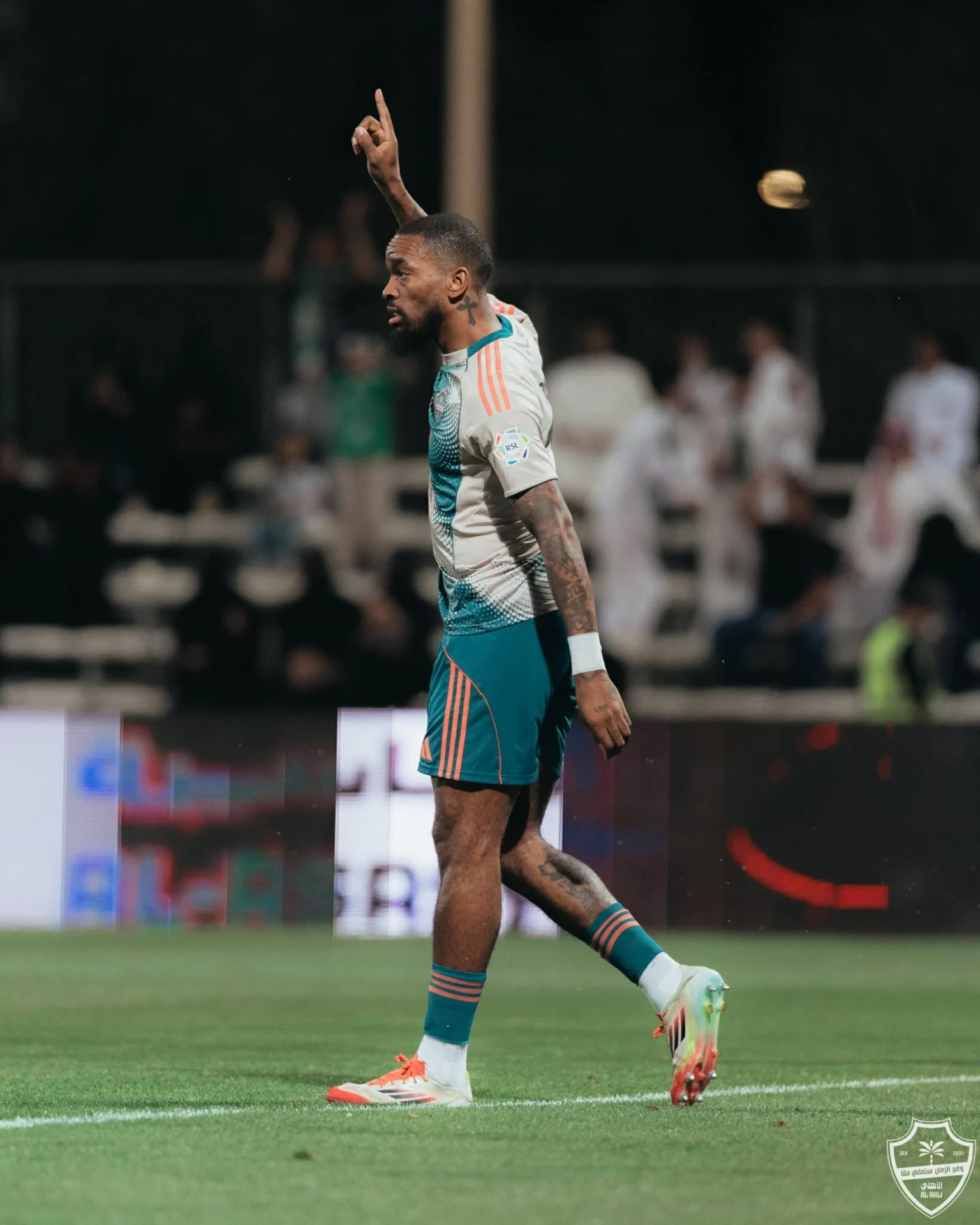 توني: نحن نُظلم.. انشروا التسجيلات.. جالينو: يريدون إعطاء الكأس لشخص معيّن!