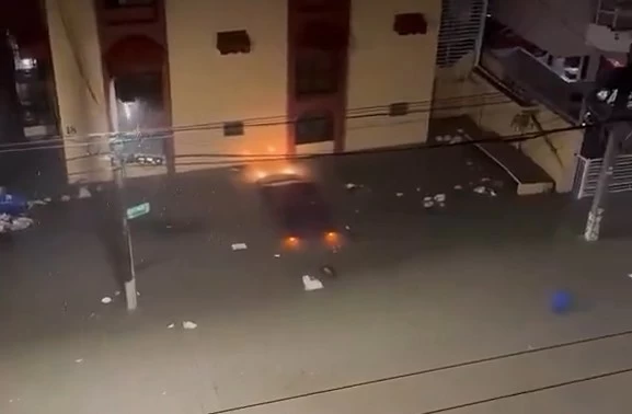 الدومينيكان تجلي أكثر من 5 آلاف شخص وتعلن حالة التأهب جراء فيضانات عارمة