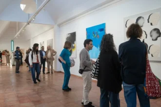 افتتاح معرض تشكيلي جماعي برواق محمد بن عيسى للفنون الجميلة