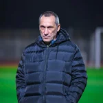 عيون دونيس تراقب دوري روشن