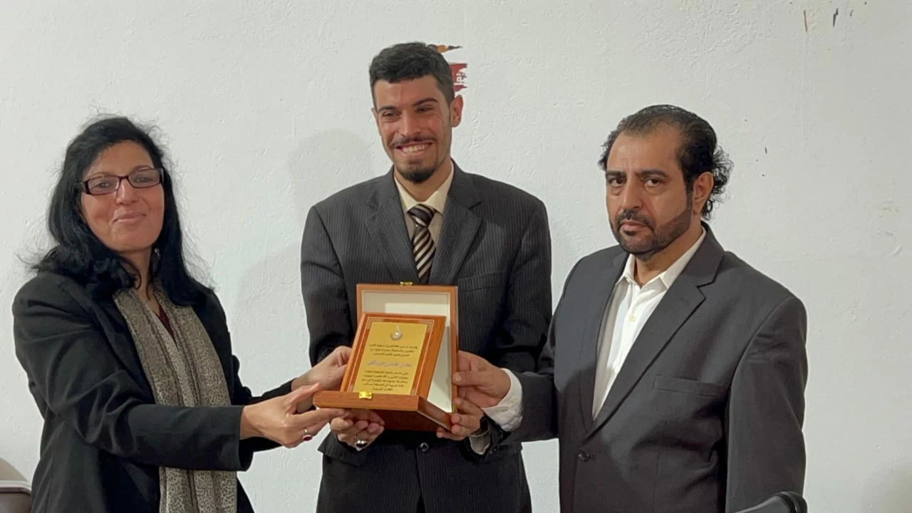 جامعة منوبة تحتفي بتجربة سعد الثقفي