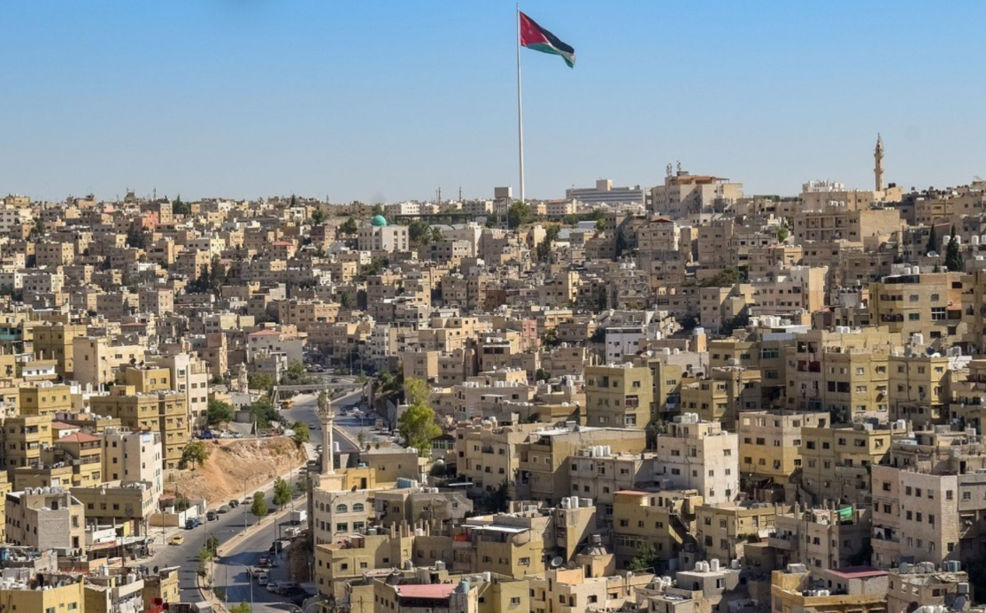 أجواء دافئة في اغلب المناطق اليوم وامطار متفرقة غدًا