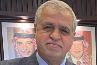 الفرجات: الأجواء الأردنية لم تغلق واستئناف التشغيل للمطارات المجاورة يعزز حركة العبور الجوي