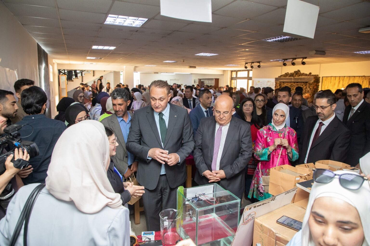 الجامعة الهاشمية تنظّم “اليوم البيئي المفتوح الثالث” وتوقّع مذكرة تفاهم مع وزارة البيئة