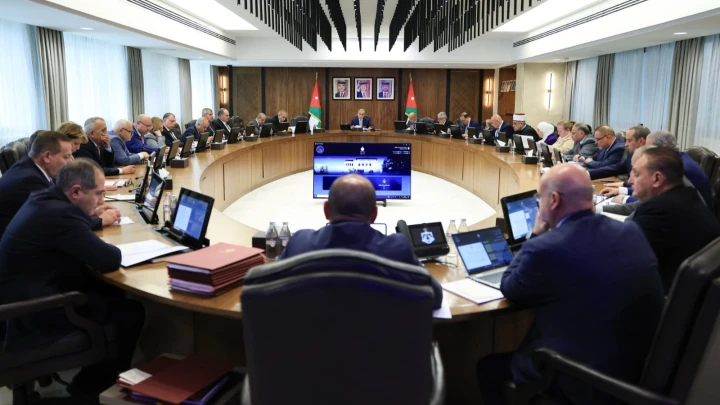 قرارات لمجلس الوزراء تتعلق بتطوير قطاع النَّقل والشاحنات والسِّكك الحديديَّة وتنفيذ مشاريع خدمية