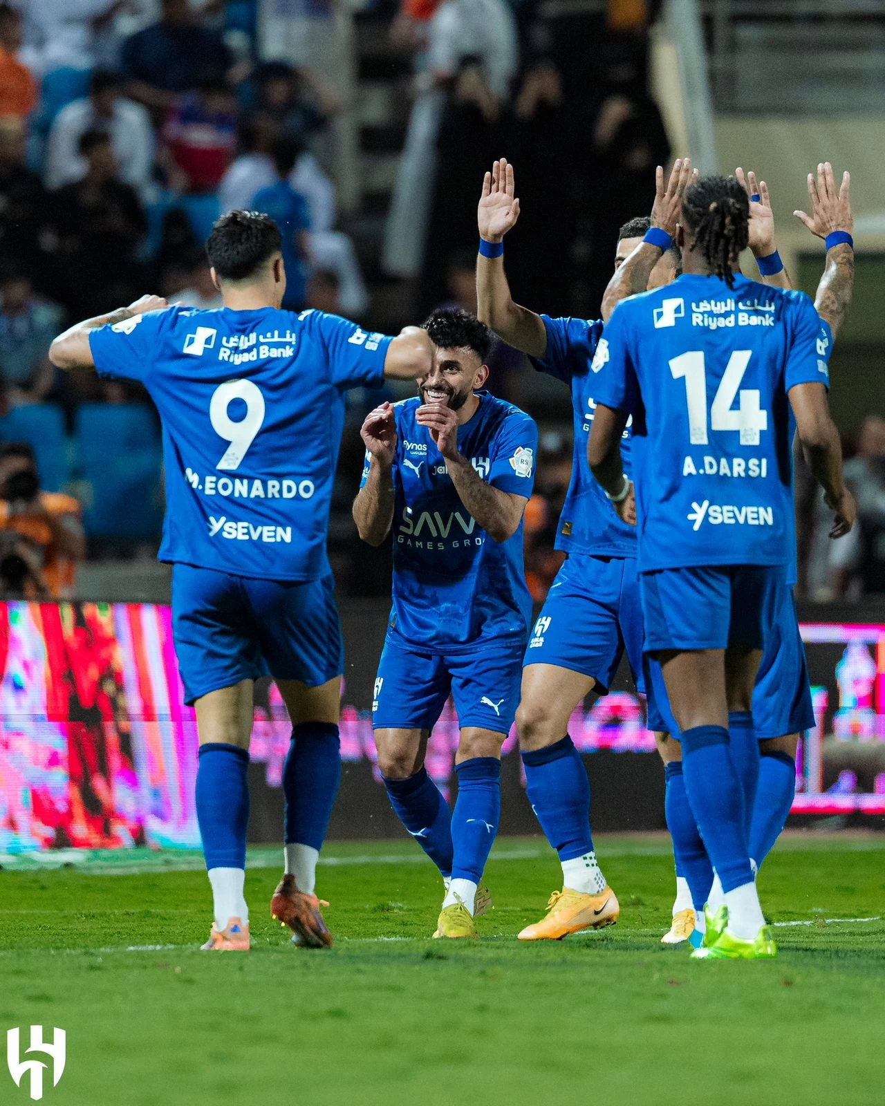 الهلال يواصل الهيمنة.. 38 إنتصاراً في «روشن»
