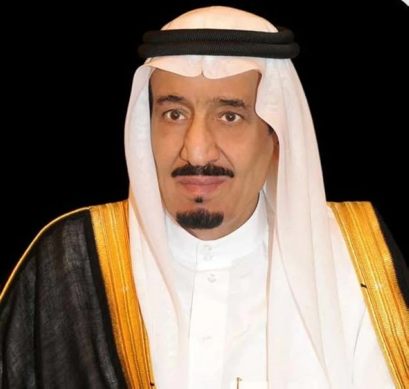 خادم الحرمين يرعى المباراة النهائية على كأس الملك بين الهلال والخلود في جدة