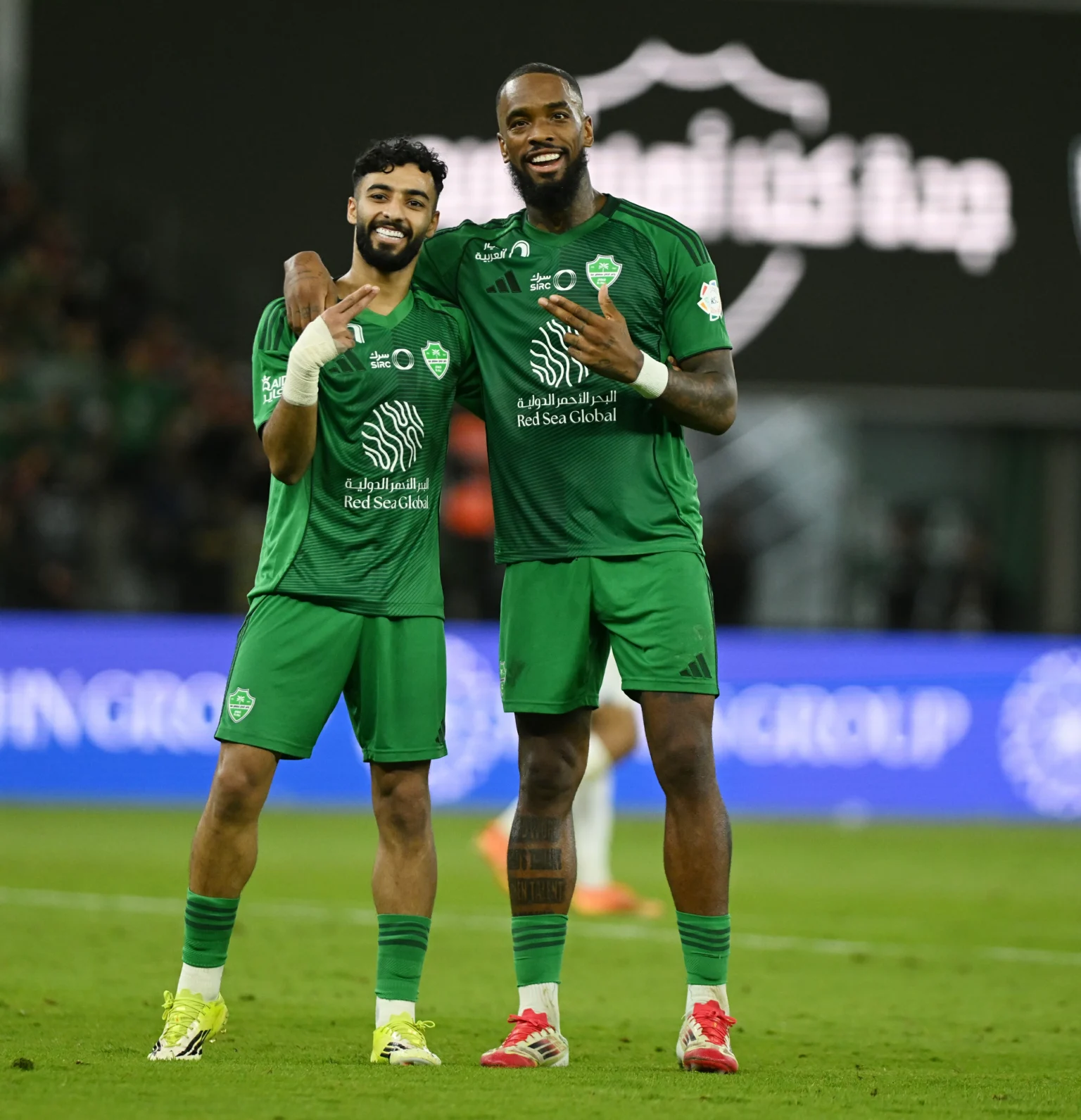 توني يعادل رقم سيموس تهديفياً