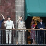 مشهد غير مسبوق.. كيف ظهرت فرقة BTS الكورية بجانب رئيسة المكسيك؟